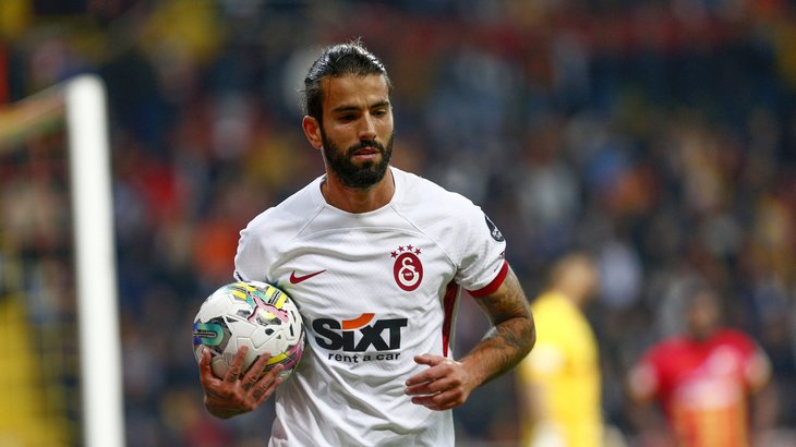 Galatasaraylı yıldız ameliyat oldu! Fenerbahçe derbisinde…