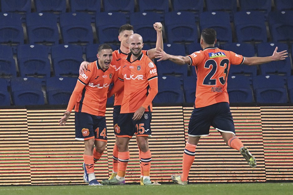 RAMS Başakşehir’de galibiyet yorumu: “Üst sıralarda konumlanmak istiyoruz”