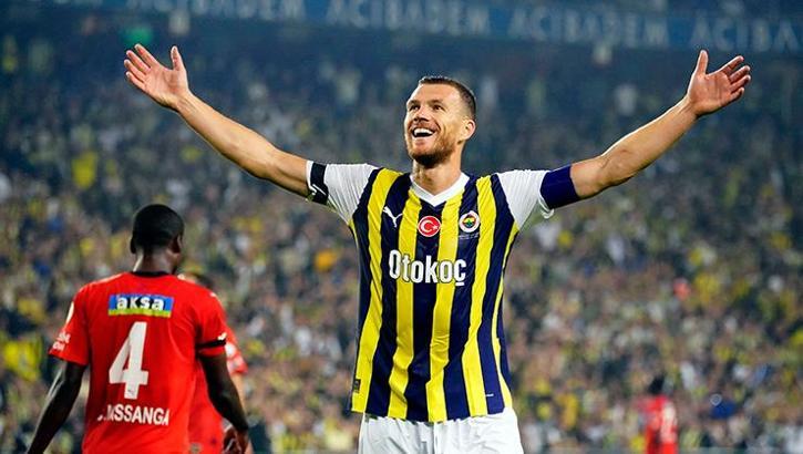 Fenerbahçe’de Dzeko’nun kaderi belli oldu! Asıl hedefe kitlendi