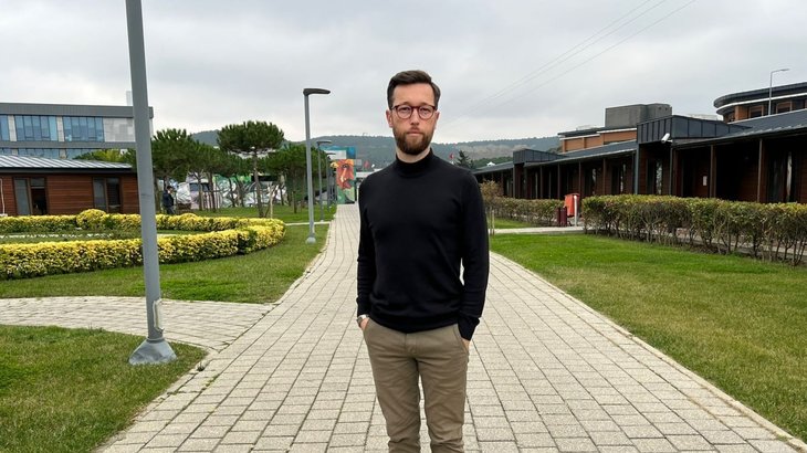 U21 Milli Takım Teknik Direktörü Levent Sürme’den çok özel röportaj! “Türkiye’deki sol bek sorunu…”