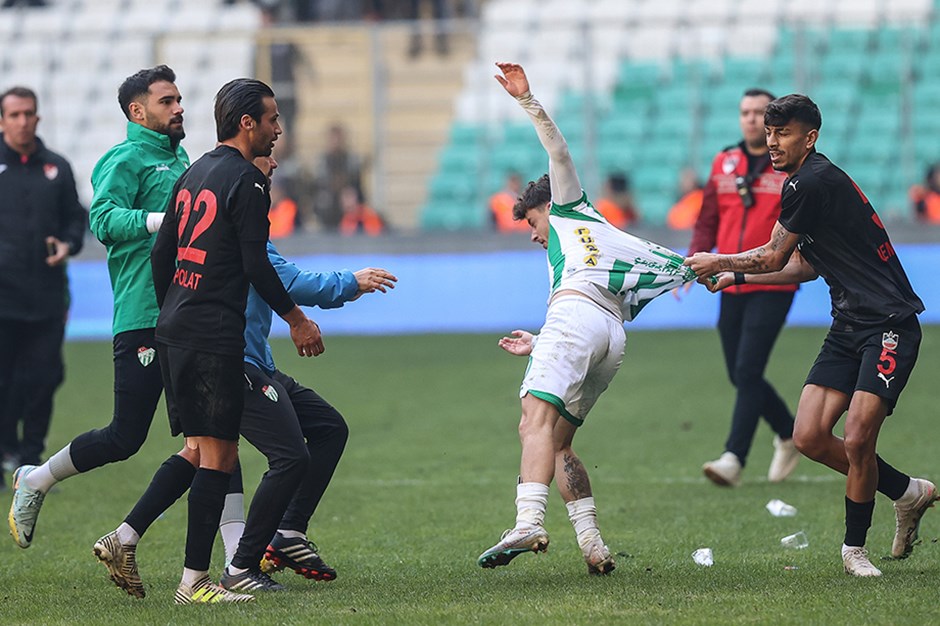 Bursaspor başkanı Günay: “Futbolcular suçu kendinde arayacak”