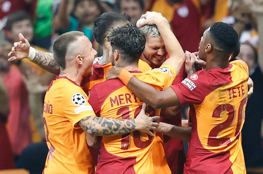 Galatasaray yönetiminden Fenerbahçe derbisi öncesi hamle