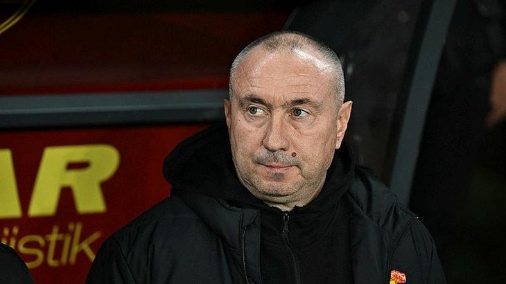 Göztepe Teknik Direktörü Stanimir Stoilov: Taraftarlarımızla birlikte Süper Lig’e çıkacağız