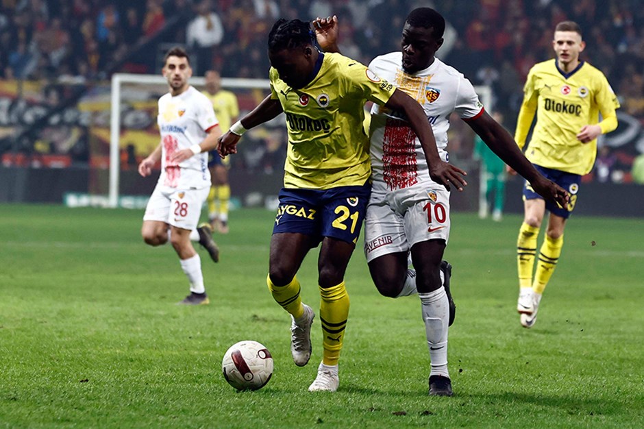 Osayi-Samuel’den derbi yorumu: “Önemini biliyoruz”