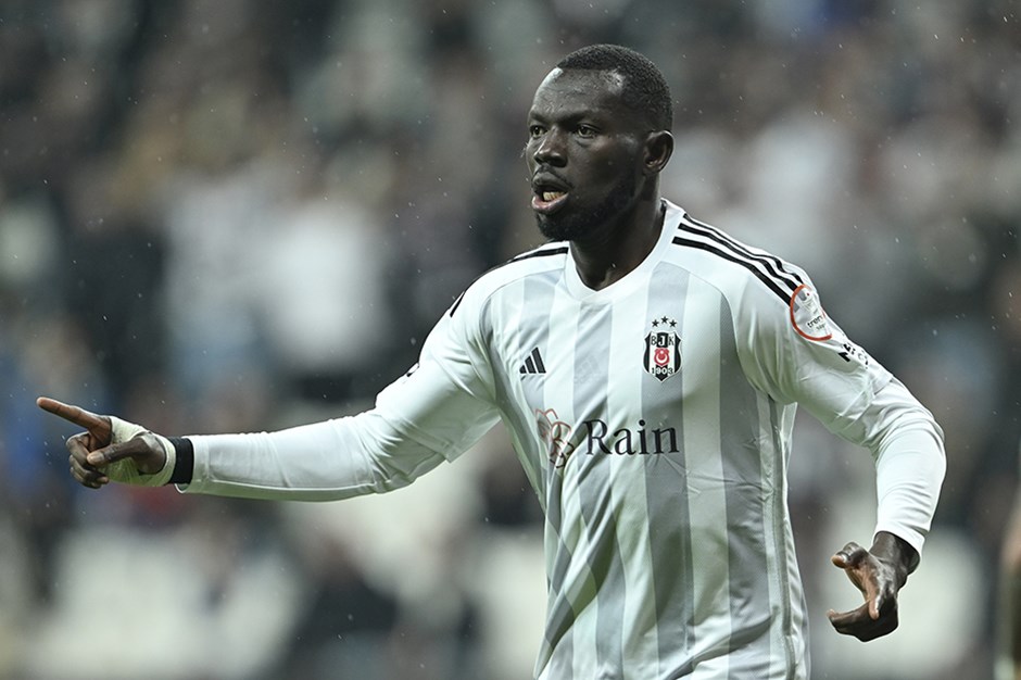 Omar Colley: Beşiktaş taraftarından ve ailesinden özür dileriz