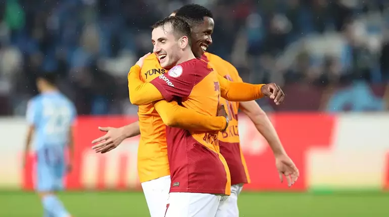 Wilfried Zaha Goller