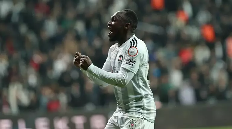 Jackson Muleka Göreve Hazır