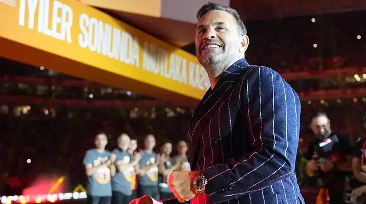 Galatasaray’da Okan Buruk’a yoğun ilgi