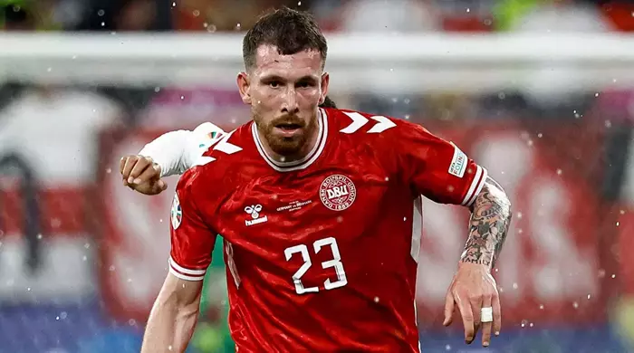 Şimdi gözler iki yıldızda